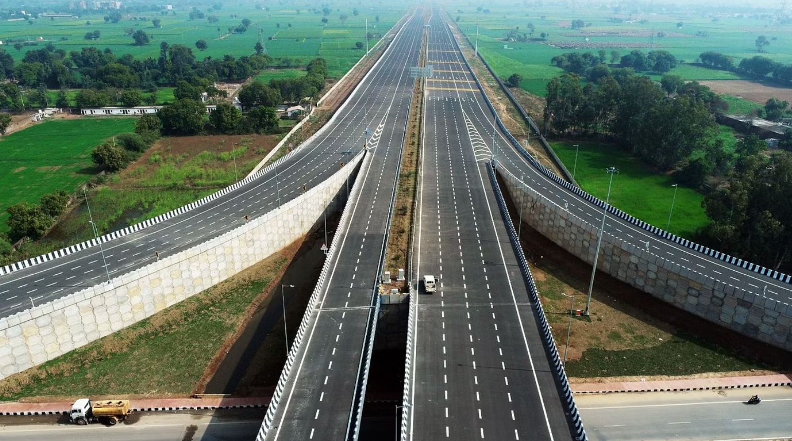 5_roads_with_the_maximum_number_of_lanes_in_the_world